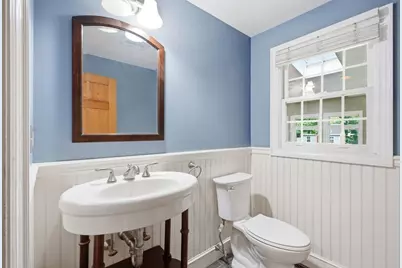 7 Rising Sun Ln, West Bridgewater, MA 02379 - Photo 8