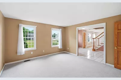 7 Rising Sun Ln, West Bridgewater, MA 02379 - Photo 4