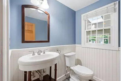 7 Rising Sun Ln, West Bridgewater, MA 02379 - Photo 8