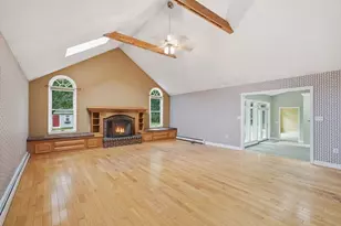 7 Rising Sun Ln, West Bridgewater, MA 02379 - Photo 10