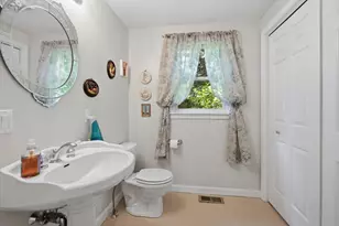 301 Winch St, Framingham, MA 01701 - Photo 30