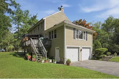 301 Winch St, Framingham, MA 01701 - Photo 4