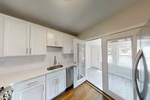 836 Canterbury St, Boston, MA 02131 - Photo 2