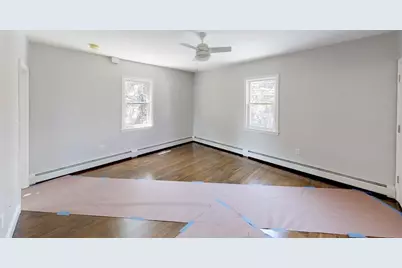 836 Canterbury St #2R, Boston, MA 02131 - Photo 4
