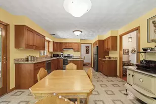 18 Allens Ln, Rehoboth, MA 02769 - Photo 8