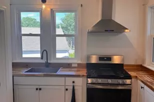 362 Mt Hope St, North Attleboro, MA 02760 - Photo 4