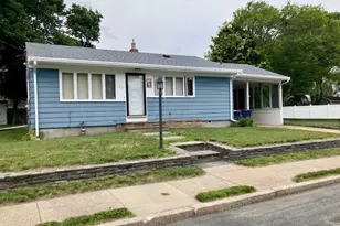 71 Seymour St, New Bedford, MA 02744 - Photo 2