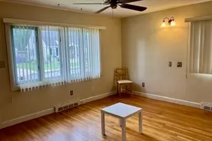 71 Seymour St, New Bedford, MA 02744 - Photo 16