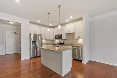 2 Francis Dr #203, Andover, MA 01810 - Photo 2