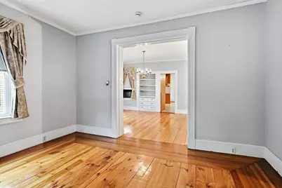 108 Grape St, Chicopee, MA 01013 - Photo 4