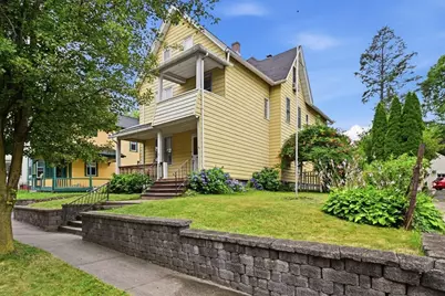 108 Grape St, Chicopee, MA 01013 - Photo 2