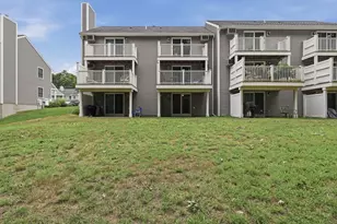 212 Bayberry Hill Ln, Leominster, MA 01453 - Photo 30
