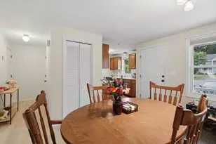 212 Bayberry Hill Ln, Leominster, MA 01453 - Photo 10