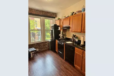 115 Salem St #10, Boston, MA 02113 - Photo 2