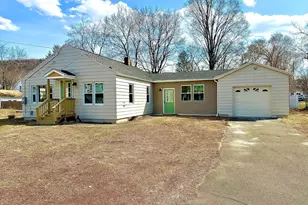 26 Mt Tom Ave, Easthampton, MA 01027 - Photo 1