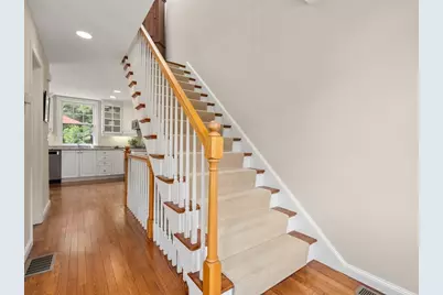 600 Trapelo Rd #8, Waltham, MA 02452 - Photo 18