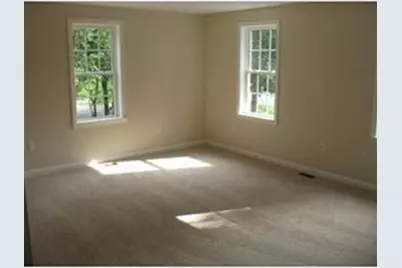 320 Laurel St. #320, Bridgewater, MA 02324 - Photo 8
