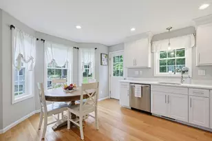 95 Riley Rd, Tyngsborough, MA 01879 - Photo 8