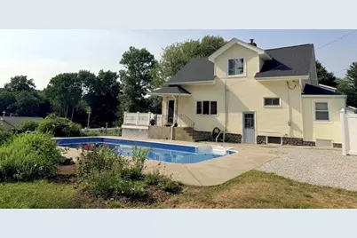 22 Pelican Ave, Worcester, MA 01605 - Photo 14