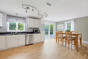 460 Richardson Ave, Attleboro, MA 02703 - Photo 6