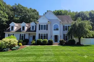 33 Dairy Dr, Upton, MA 01568 - Photo 1