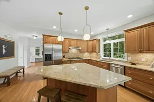 33 Dairy Dr, Upton, MA 01568 - Photo 4