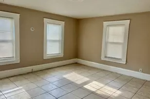 152 High St, Fitchburg, MA 01420 - Photo 4