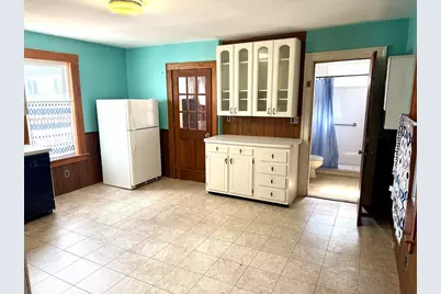 268 Newton St, Waltham, MA 02453 - Photo 12