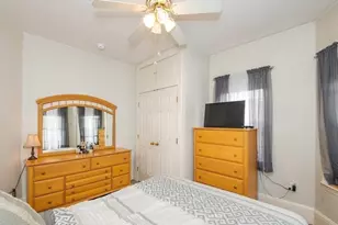 17 Dyer, Everett, MA 02149 - Photo 4