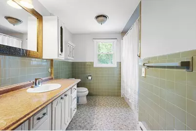36 Roman Dr, Shrewsbury, MA 01545 - Photo 12
