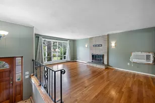36 Roman Dr, Shrewsbury, MA 01545 - Photo 4