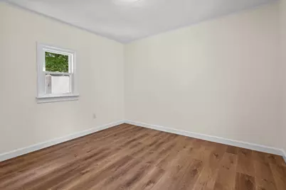 5 Grove St, Plainville, MA 02762 - Photo 18