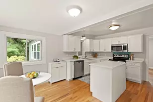 335 Moosehill Rd, Walpole, MA 02032 - Photo 4