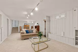 83 Bound Brook Rd, Newton, MA 02461 - Photo 10