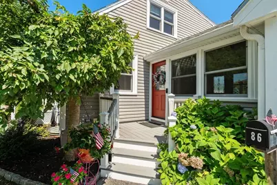 86 Redfield Rd, Wakefield, MA 01880 - Photo 4