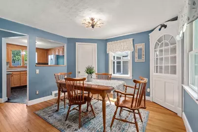86 Redfield Rd, Wakefield, MA 01880 - Photo 8