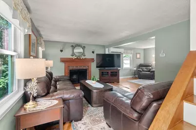 86 Redfield Rd, Wakefield, MA 01880 - Photo 12