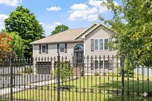 33 Highland Ave, Saugus, MA 01906 - Photo 1