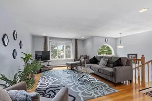 33 Highland Ave, Saugus, MA 01906 - Photo 4