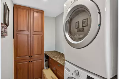 826 Broadway, Raynham, MA 02767 - Photo 24