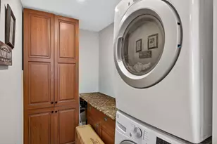 826 Broadway, Raynham, MA 02767 - Photo 24