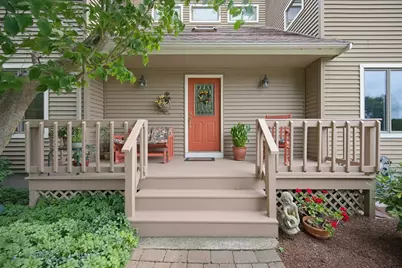 14 Shoreline Dr, Foxboro, MA 02035 - Photo 2