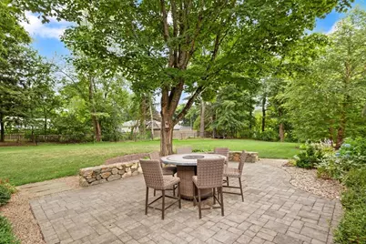 9 Wild Rose Dr, Andover, MA 01810 - Photo 4