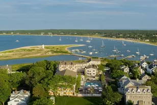 131 North Water St-Huxford Cottage, Edgartown, MA 02539 - Photo 2