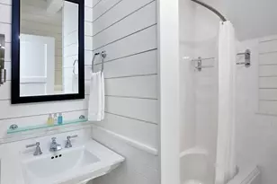 131 North Water St-Huxford Cottage, Edgartown, MA 02539 - Photo 10