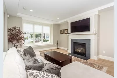 7 Floral Avenue #7, Natick, MA 01760 - Photo 2