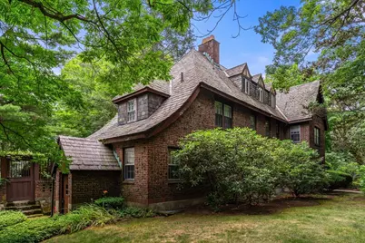 25 Hillside Rd, Wellesley, MA 02481 - Photo 6