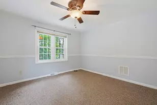 206 Laurelwood Dr, Hopedale, MA 01747 - Photo 20