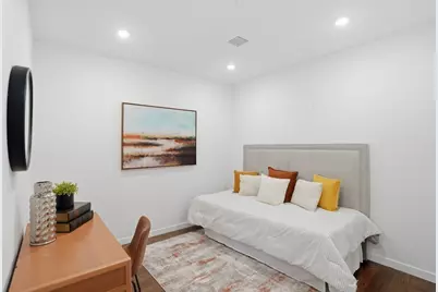 267 Old Colony #602, Boston, MA 02127 - Photo 18