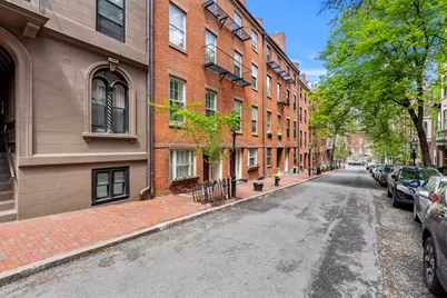 21 Hancock St #3, Boston, MA 02114 - Photo 20